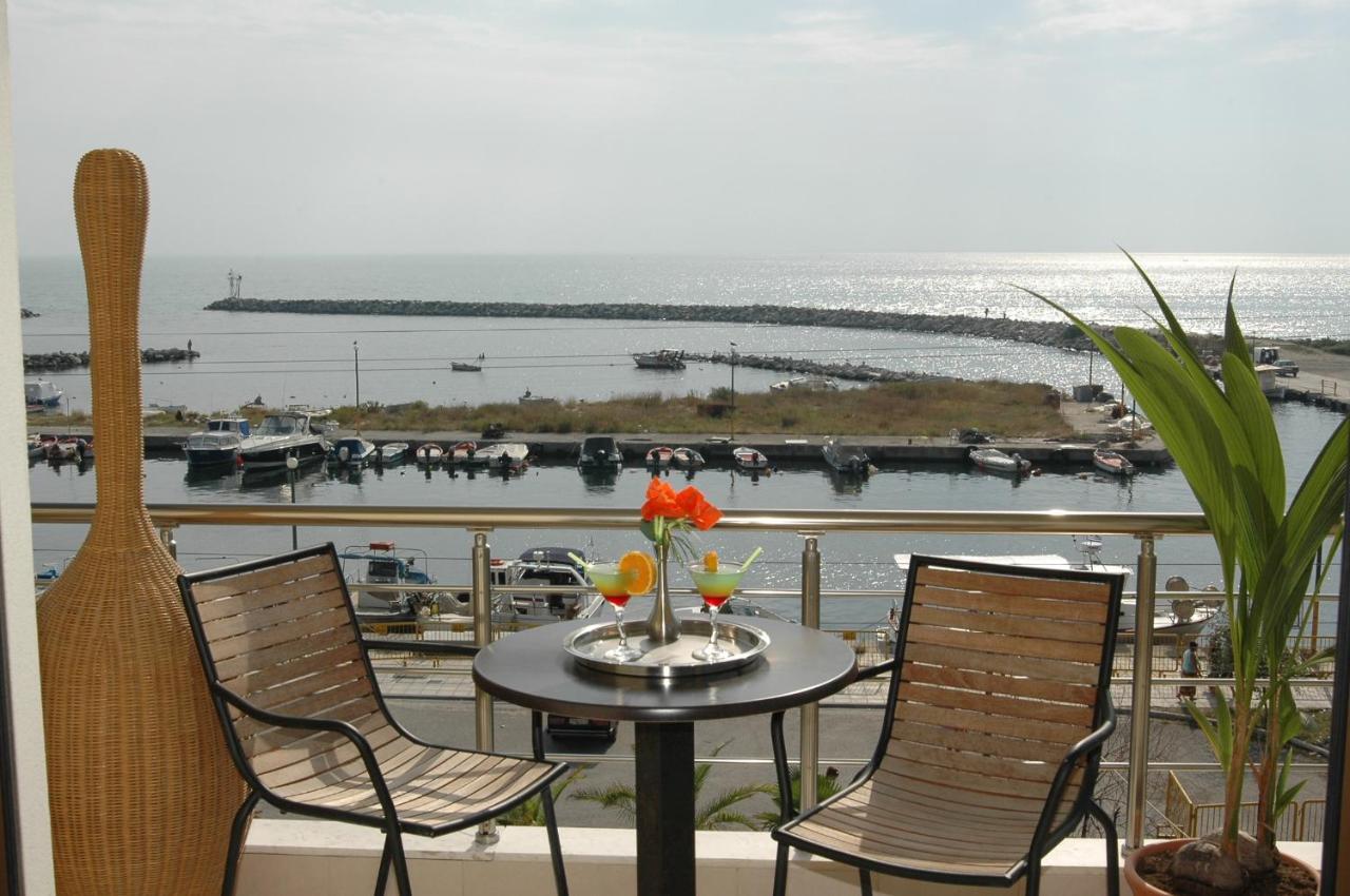 Porto Del Sol Hotel Paralía Eksteriør billede